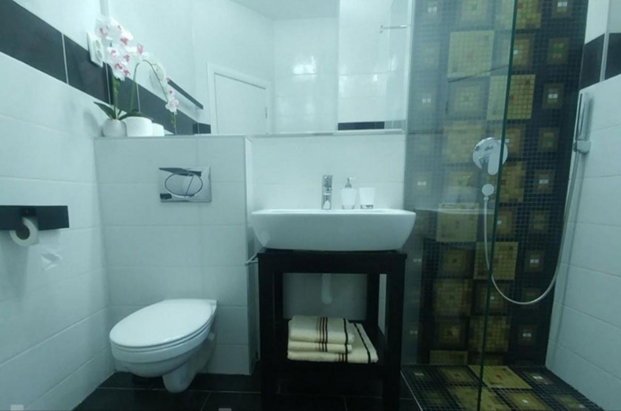 Ferienwohnung Elena Lux Belgrad Exterior foto
