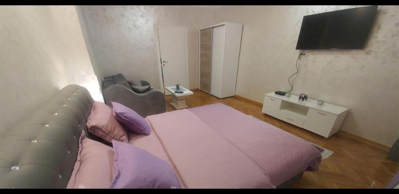 Ferienwohnung Elena Lux Belgrad Exterior foto